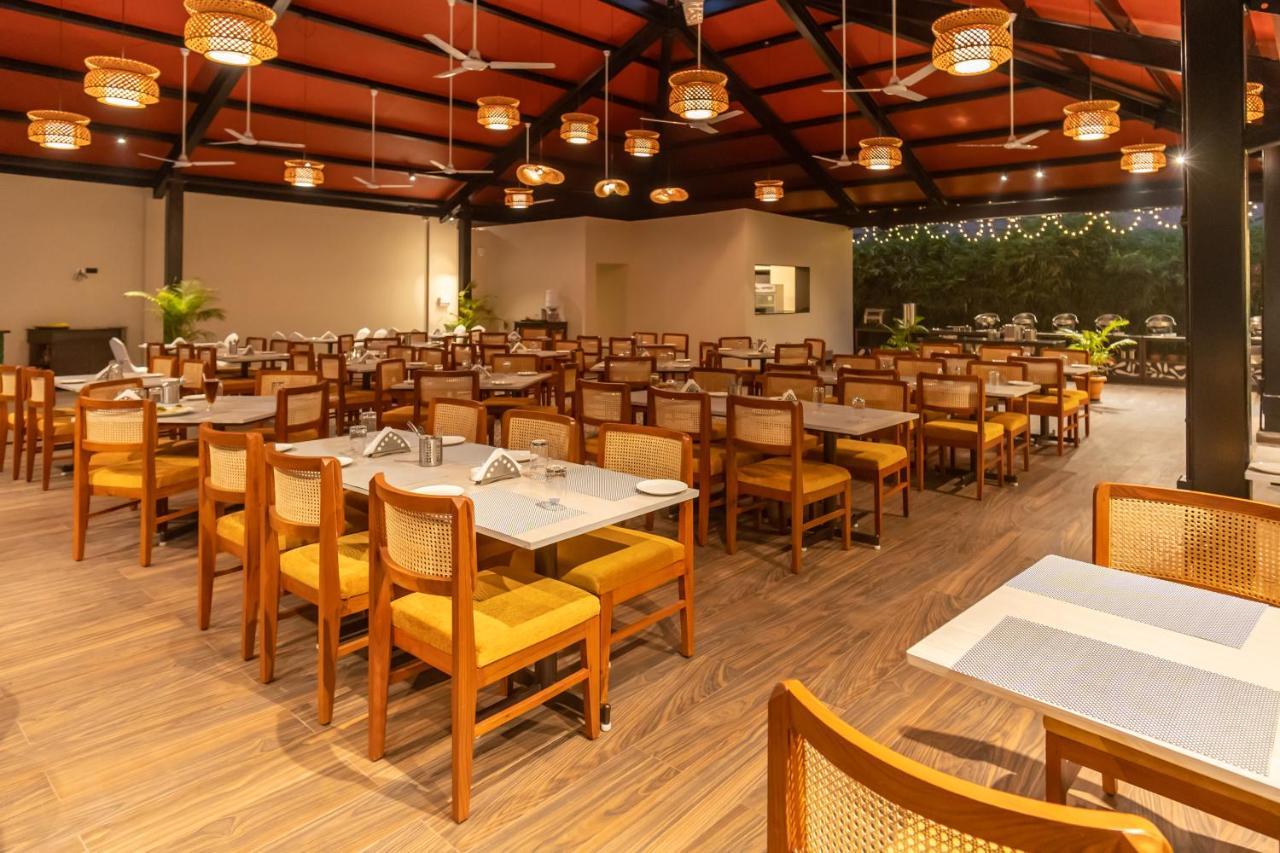Somy Plaza Calangute Goa - Formerly Somy Resort Zewnętrze zdjęcie