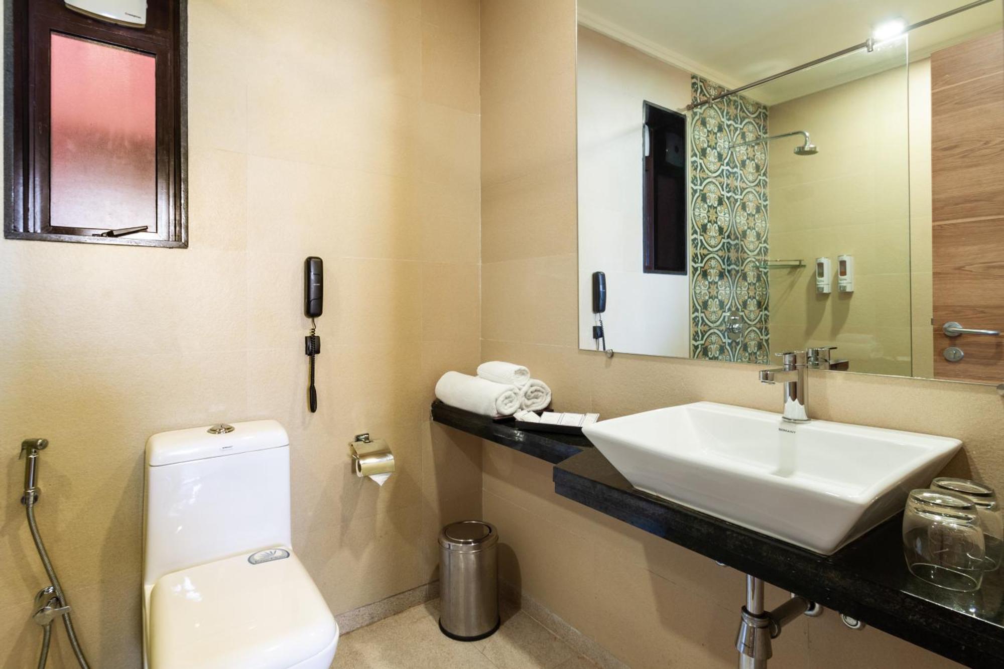 Somy Plaza Calangute Goa - Formerly Somy Resort Zewnętrze zdjęcie